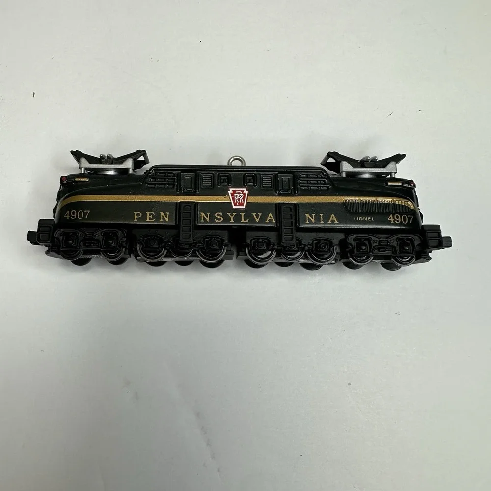 Hallmark Pennsylvania GG-1 Locomotive Lionel Train Keepsake Ornament 1998